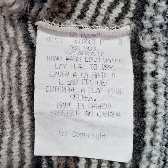 Vintage Tundra Canada Sweater - Picture 9 of 9